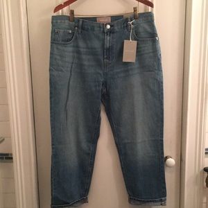 EVERLANE light wash denim jeans. NWT 33 Regular